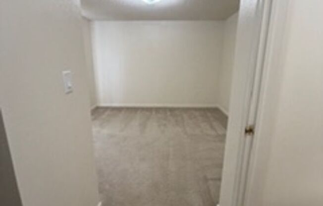 2 beds, 2 baths, 1,080 sqft, $1,189, Unit 58