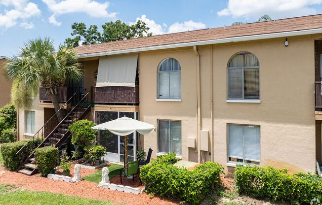 2 beds, 2 baths, 960 sqft, $1,350, Unit N6913C (2X2)