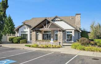 The Madison in Olympia, WA Leasing Office