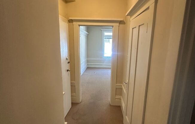 Studio, 1 bath, 300 sqft, $1,495, Unit 02