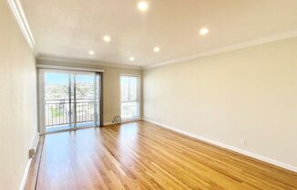 1 bed, 1 bath, $3,595