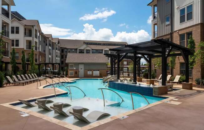 Resort Style Swimming Pool