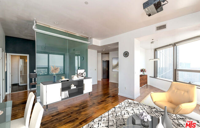 Studio, 1 bath, 790 sqft, $2,500, Unit 2212