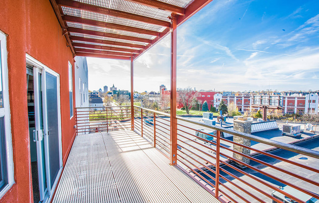 Latitude balcony, Apartments in Milwaukee, WI