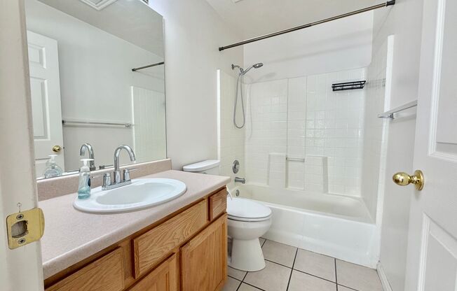 4-Bed Provo Townhome! 3.5 Baths + Near BYU + Updated Basement