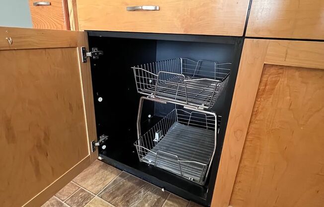 2 beds, 2 baths, 1,257 sqft, $1,111, Unit 629