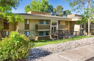 1 bed, 1 bath, 520 sqft, $900, Unit 8-107