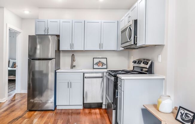 2 beds, 1 bath, $1,325, Unit D Buildng 308F