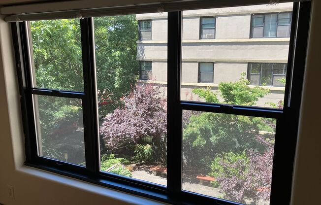 Bay Ridge Court (Cobblestone Court)