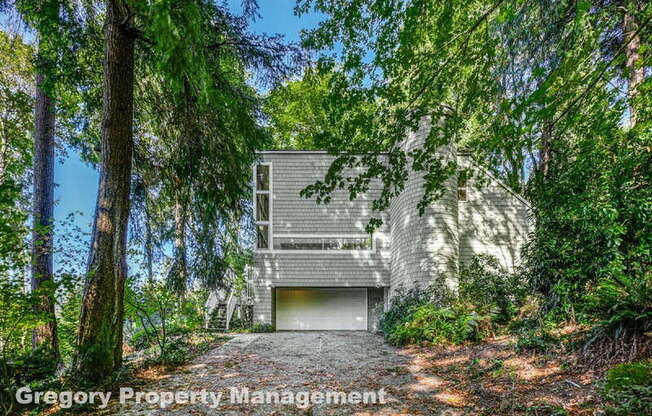 2914 E LK SAMMAMISH PKWY NE