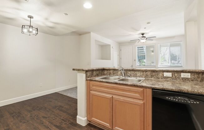 1 bed, 1 bath, 784 sqft, $2,000, Unit 1513