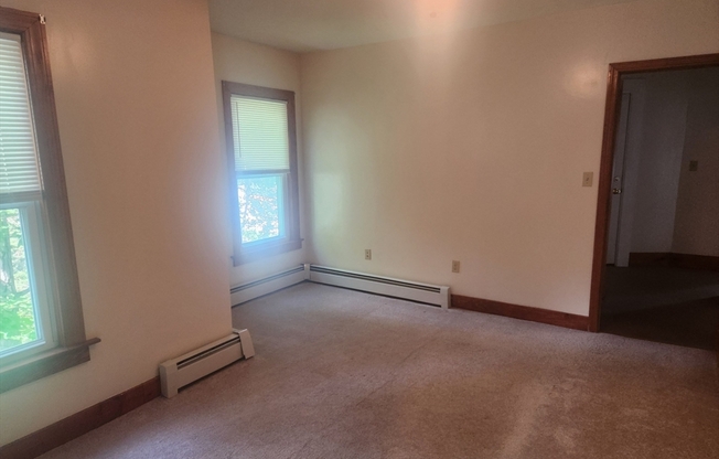 2 beds, 1 bath, 1,100 sqft, $1,500, Unit 2