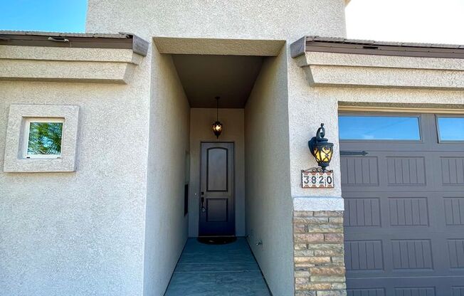 Great 3 Bedroom Home w/ 3 Car Garage in Walleck Ranch!