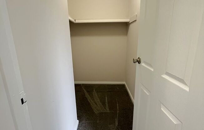 2 beds, 2 baths, 1,100 sqft, $1,549, Unit 120