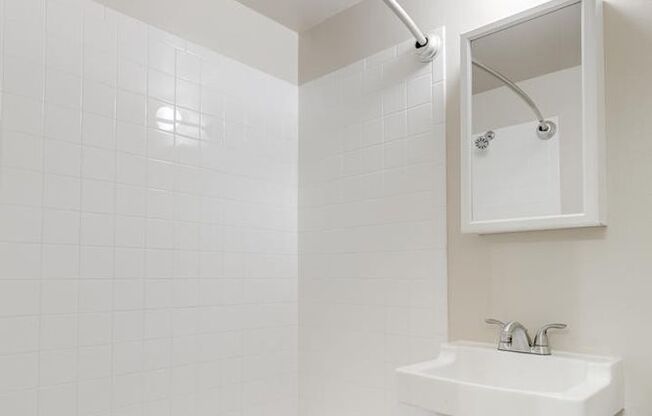 Studio, 1 bath, 450 sqft, $1,145