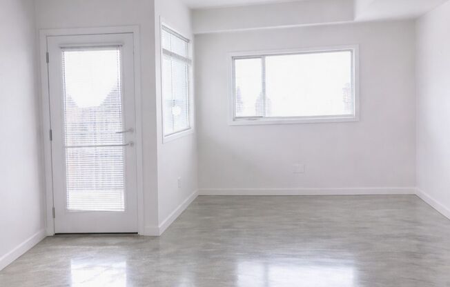 1 bed, 1 bath, 666 sqft, $999, Unit 4-104