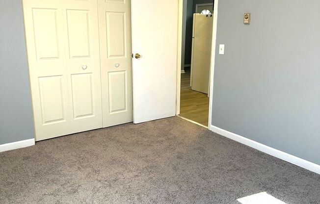 2 beds, 1 bath, 1 sqft, $995, Unit 3140