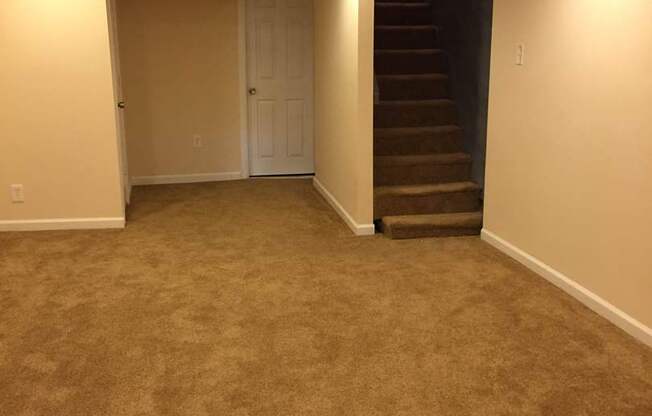 3 beds, 2 baths, $1,700