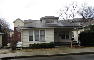 2 Bedroom Home For Rent in Downtown Clarksville Area!