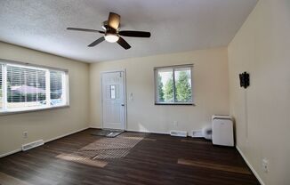 3 beds, 1 bath, $1,050