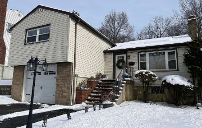 House for Rent in Stoneham!
