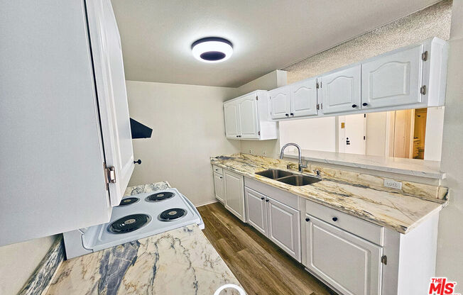 1 bed, 1 bath, 744 sqft, $1,840, Unit 249