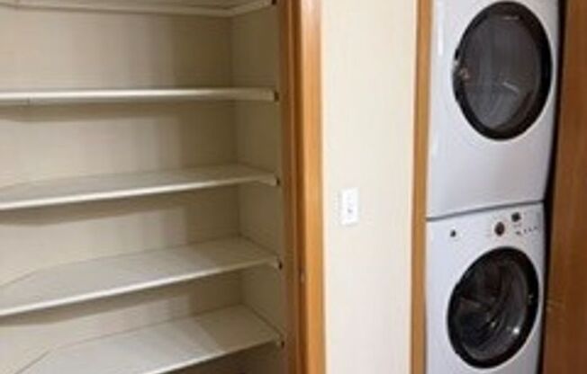 Studio, 1 bath, 524 sqft, $1,165, Unit 5001-313