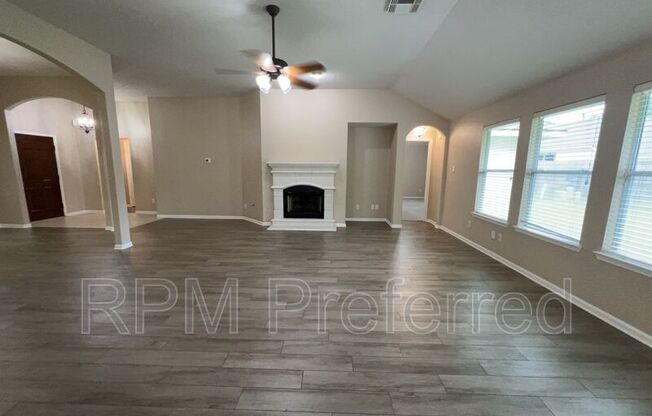 2407 DANESWOOD CT