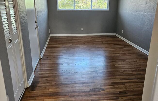 2 beds, 1 bath, 750 sqft, $1,095, Unit B07 1056 18