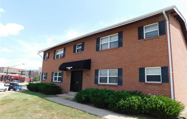 Renaissance Apartments of St. Charles