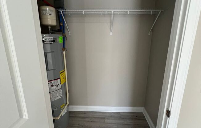 1 bed, 1 bath, 765 sqft, $895, Unit 226 1D