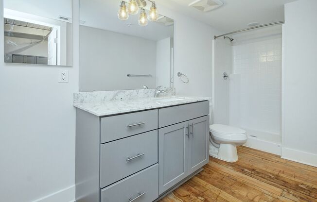 2 beds, 2 baths, 1,064 sqft, $1,850, Unit 211