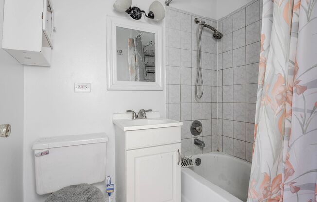 1 bed, 1 bath, 375 sqft, $1,395, Unit 4615-GC