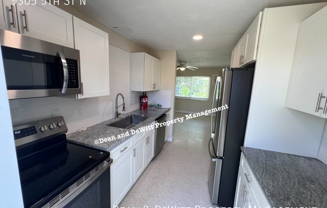 9305 5 ST N