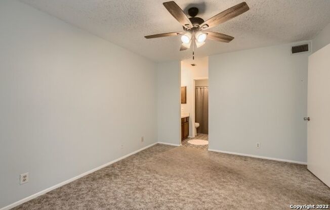 2 beds, 2 baths, $1,350, Unit APT 506