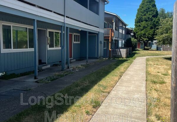 4085 SW 160th Ave