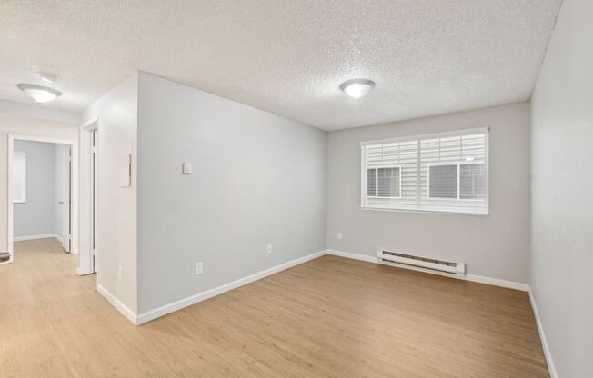 3 beds, 2 baths, 643 sqft, $1,900, Unit C305