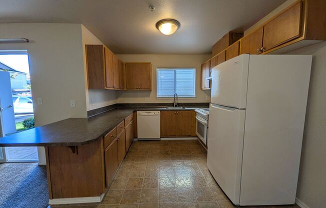 2 beds, 2 baths, 994 sqft, $1,432, Unit A101