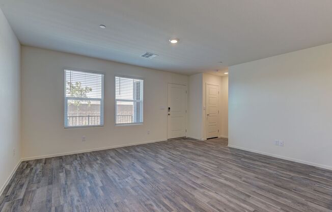 MAKE THIS BRAND NEW TOWNHOME YOUR NEXT HOME!