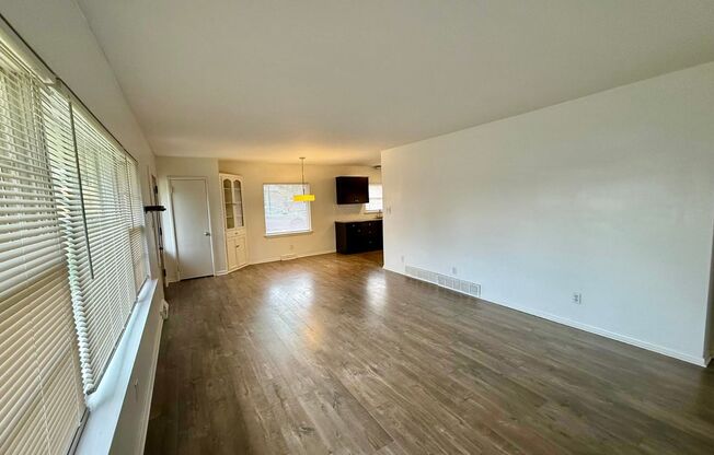 2 beds, 1 bath, $1,874