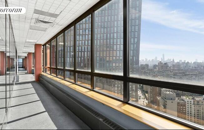 1 bed, 1 bath, 702 sqft, $4,800, Unit 32A