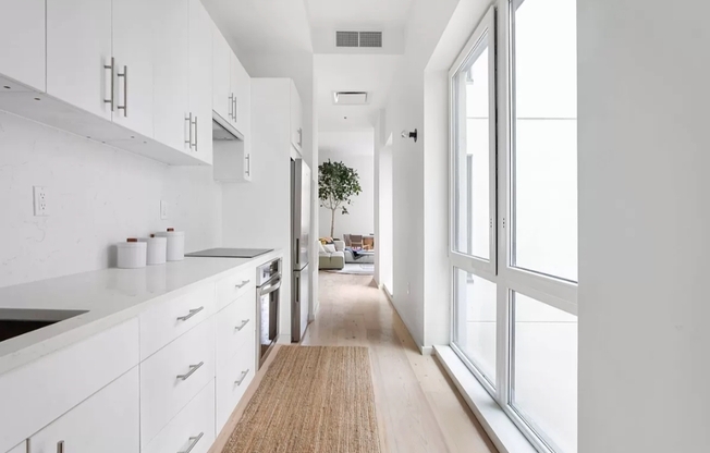 457 W 150 ST