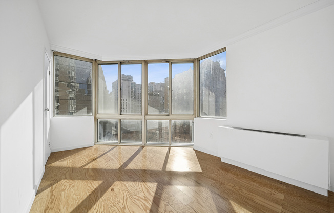 2 beds, 2 baths, $6,995, Unit 14E