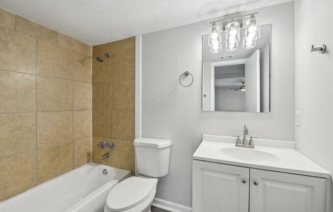 1 bed, 1 bath, 850 sqft, $1,150