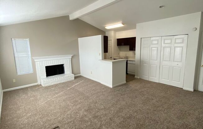 2 beds, 2 baths, 1,038 sqft, $1,215, Unit 0111