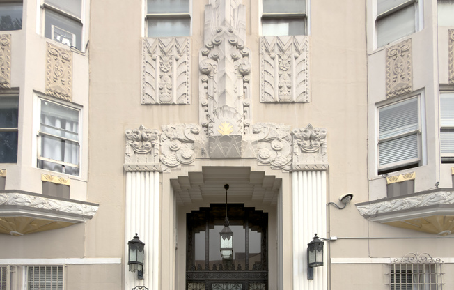 13 HERMANN ST