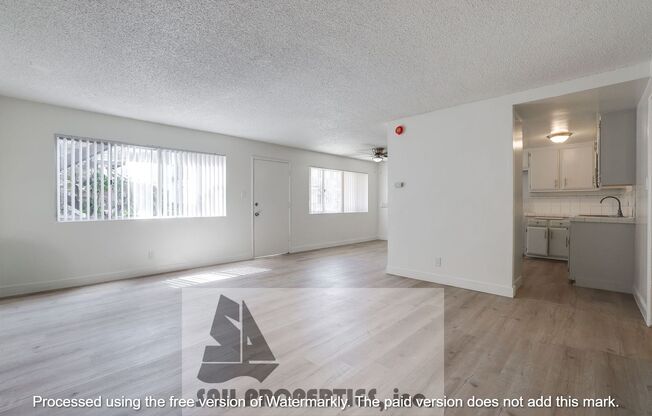 3440 Elm Ave