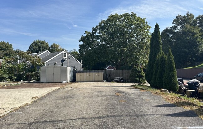 2 beds, 2 baths, 1,000 sqft, $2,200, Unit 3