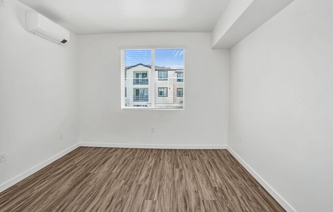3 beds, 2 baths, 1,123 sqft, $1,995, Unit 110