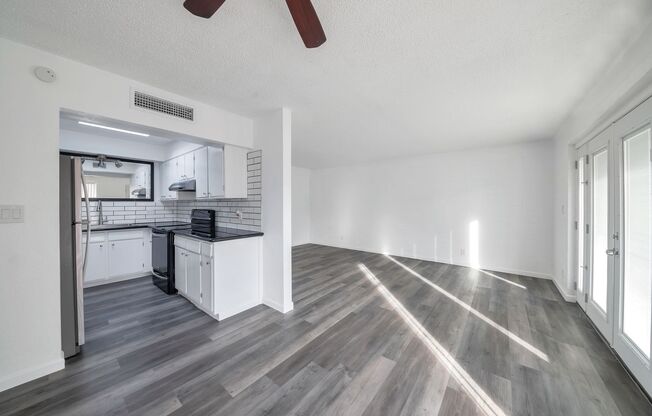 first month's rent free 1 bed 1 bath renovated apartment homes